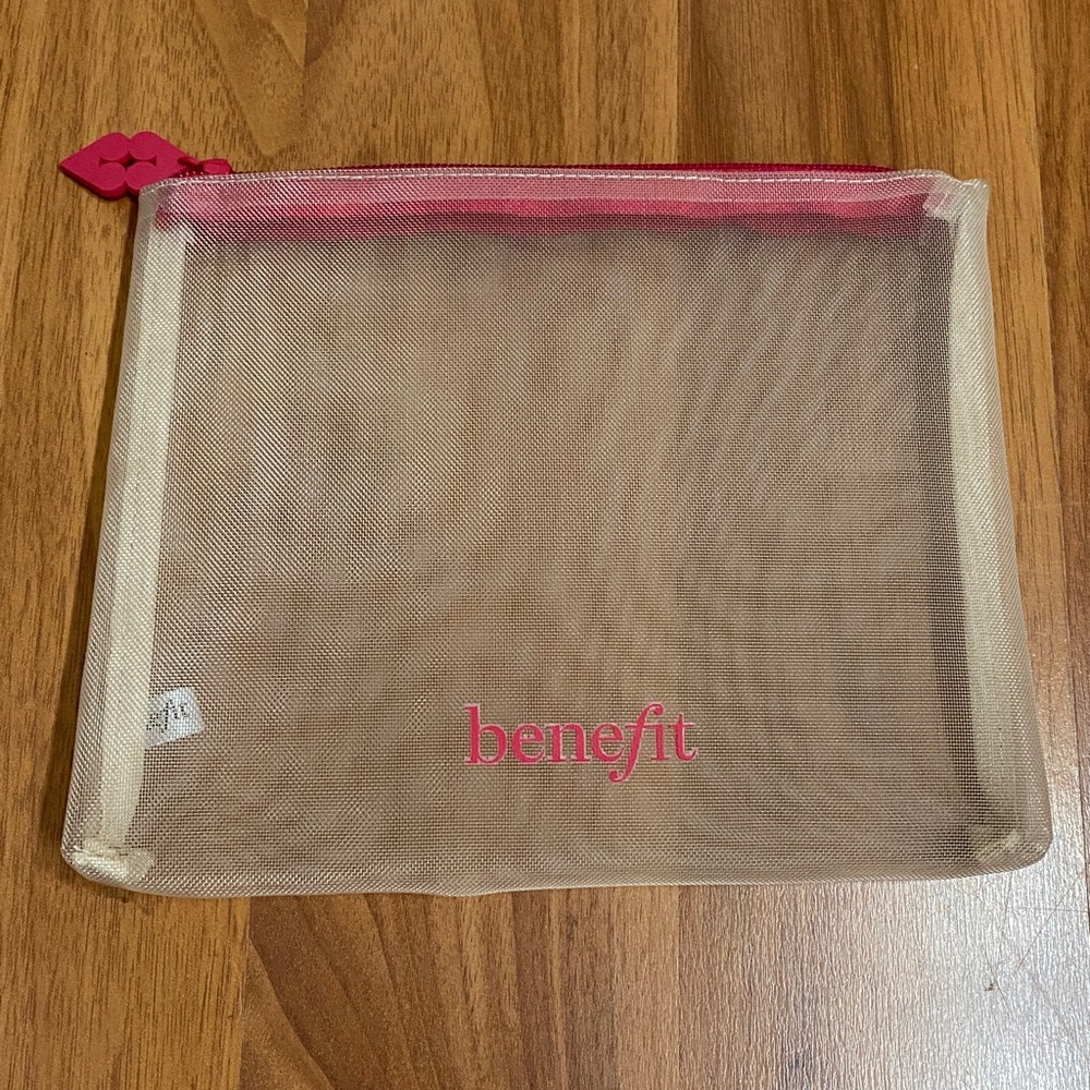❤️ Benefit Cosmetic Makeup Mesh Pouch New